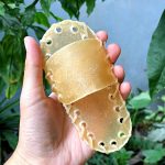 ขนมขัดฟันรูปทรงรองเท้าแตะ ลดการทำลายสิ่งของ  รองเท้าหนังวัว สำหรับแทะเล่น ขัดฟันสุนัข - Image 2