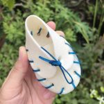 รองเท้าจิ๋ว 150 กรัม ขนมขัดฟันสุนัข เหมาะสำหรับน้องหมาที่ชอบแทะ ขัดฟันสุนัข รองเท้าหนังวัว ขนมขัดฟันหมา ขนมหมา ขนมสุนัข - Image 5